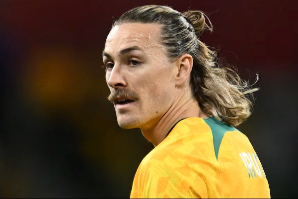 傑克森·歐文（Jackson Irvine）